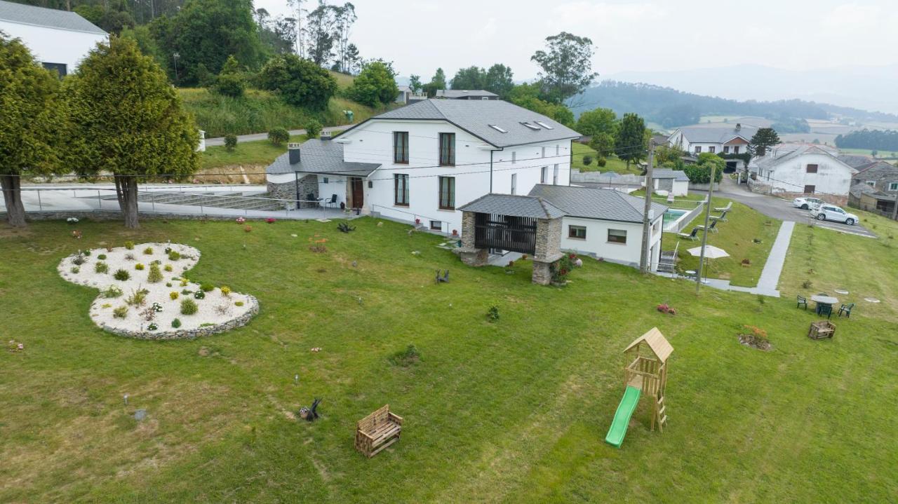 Apartamentos Casona Del Campo Navia Exterior foto